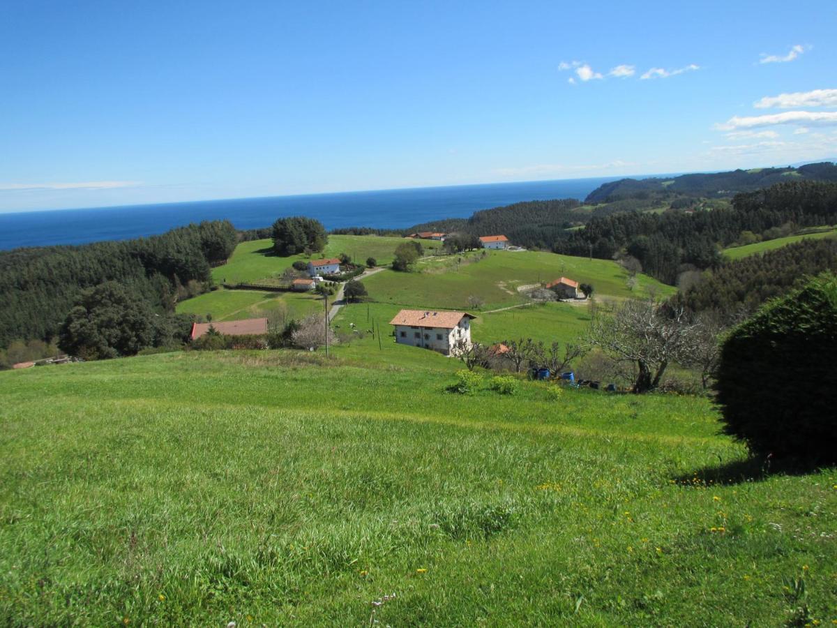 Hotel Ermintxo Ea Bagian luar foto